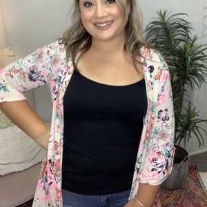 7 HONEYME curve - Floral Gabby Cardigan